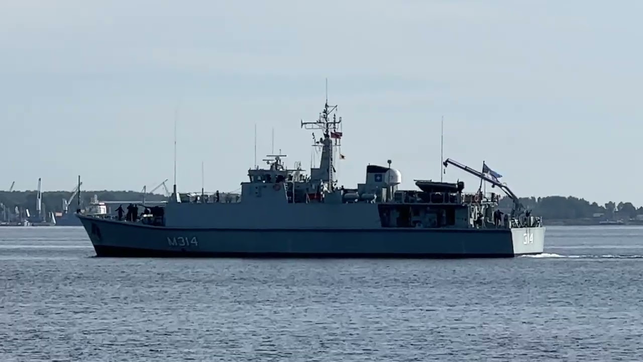 SAKALA M 314 minehunter Estonian Navy Sandown class