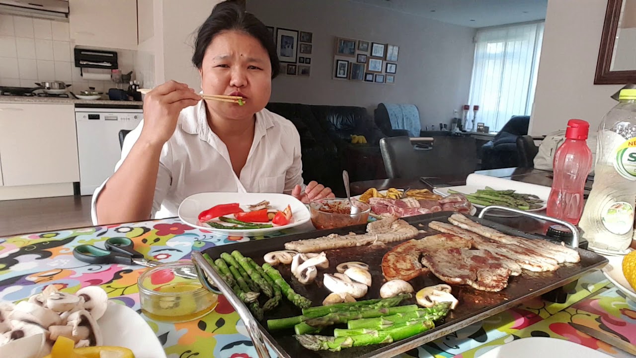 กินปิ้งย่าง(ในวันที่อากาศสดใส) เพจชื่อ ครัว ออลแลนด์