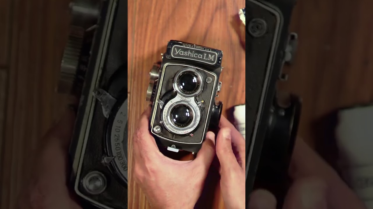 YASHICA LM Loading - 120mm Film Camera 
