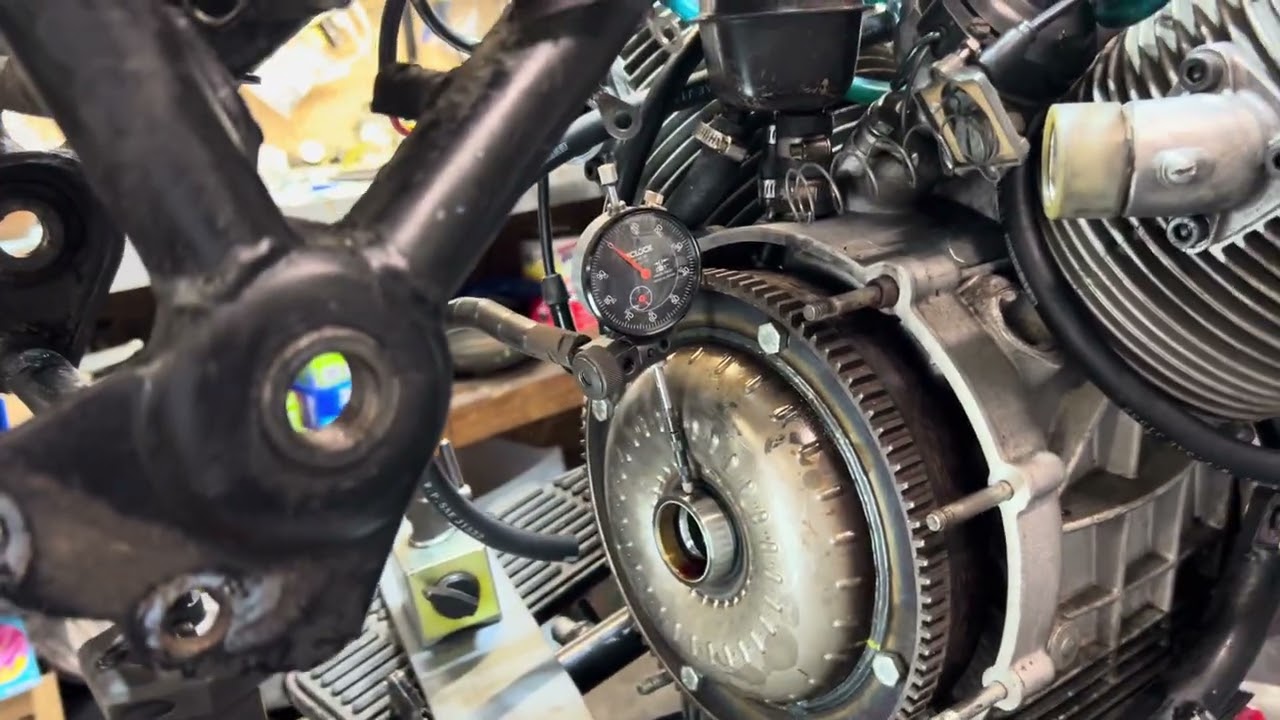 Выравнивание гидротрансформатора Moto Guzzi Convert V1000
