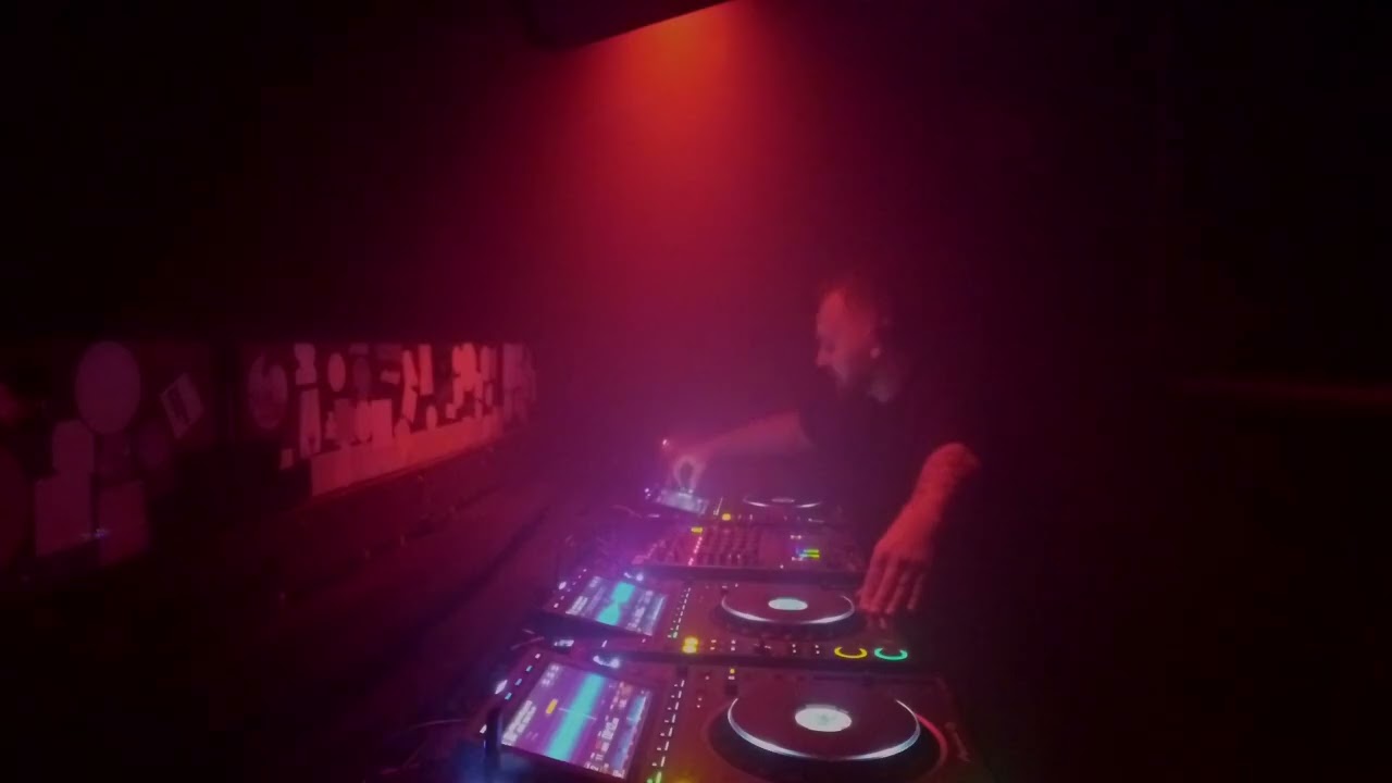 Din Jarryn (cz ) RDST nacht | Radost