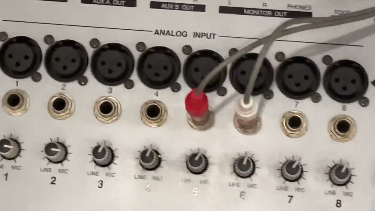 Roland VS-2400 Mixer số chuyên nghiệp đẹp vs Full chức năng.