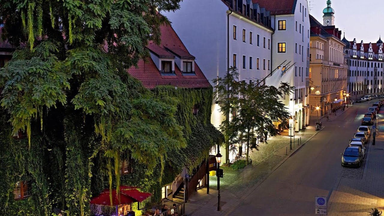 Platzl Hotel - Superior, Munich, Germany | Travel Facts