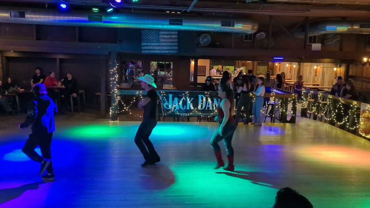 Descarada line dance @ Stoney's Rockin' Rodeo; 12 March 2023