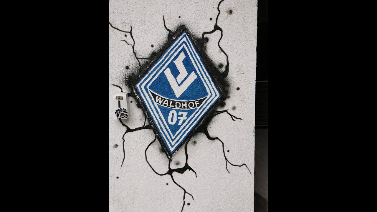 Die OST singt Blau und Schwarz