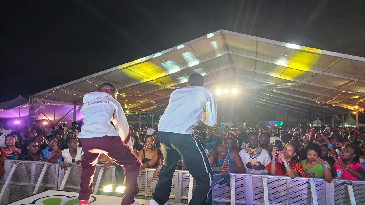 Cal J vinka performing at MKISII FEST 4 what a magnificent performance 😮😮