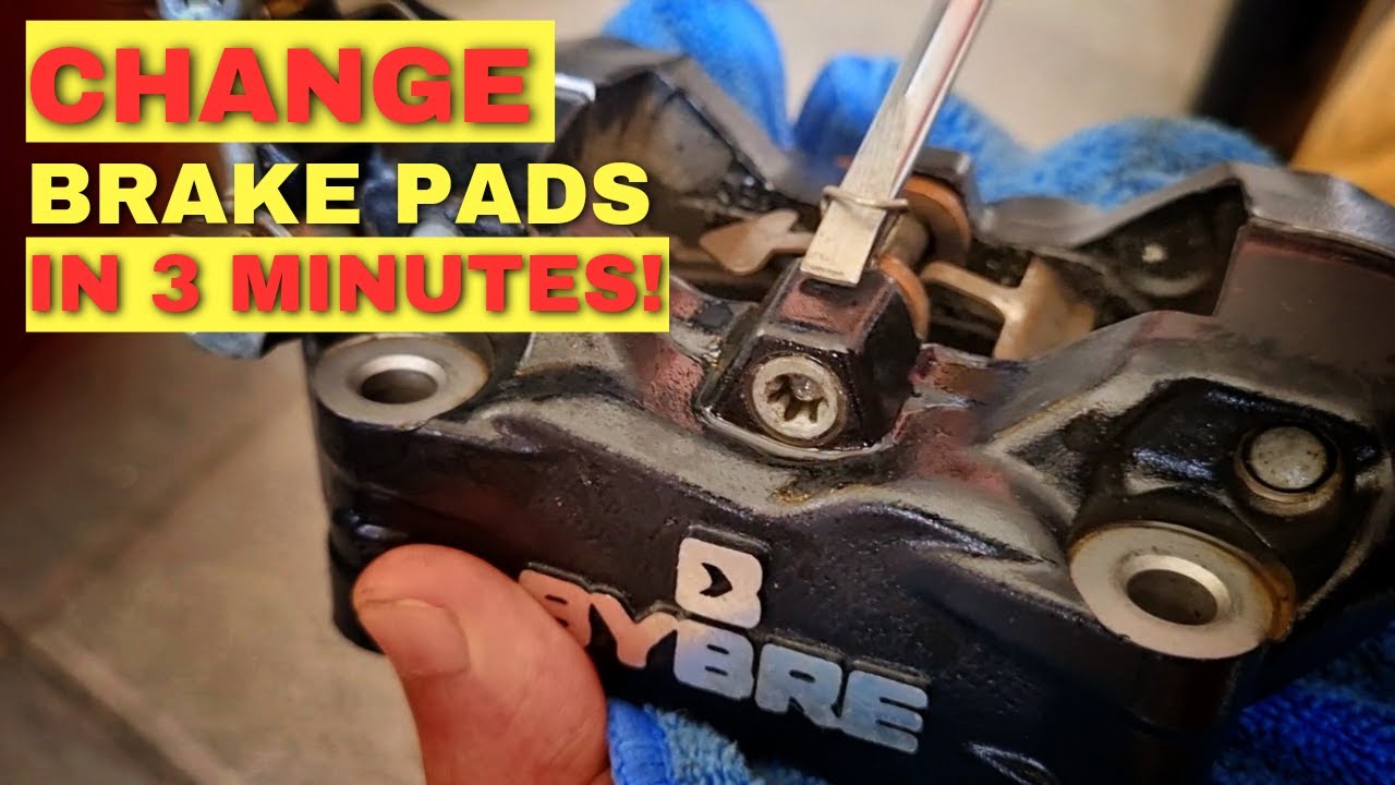 HOW TO CHANGE DISC BRAKE PADS ON MOTORCYCLE TRIUMP SPEED 400, KTM DUKE 390 DISC BRAKE PADS RADIAL