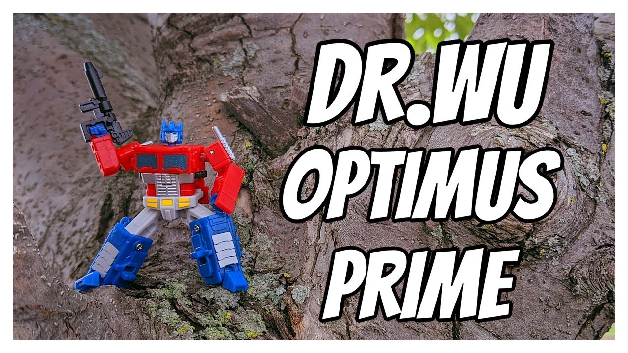 The BEST SMALLEST Optimus that TRANSFORMS??? | Dr.Wu DW-E04 Prime Commander (Micro Optimus Prime)