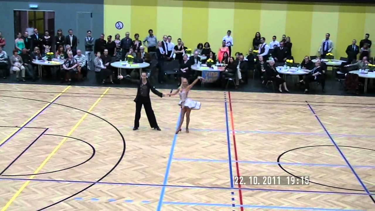 Mariya Gramatikova & Simon Schmidt Latin Show CHA CHA at ÖM Sta on 22.10.2011 in Schwechat (AUT)