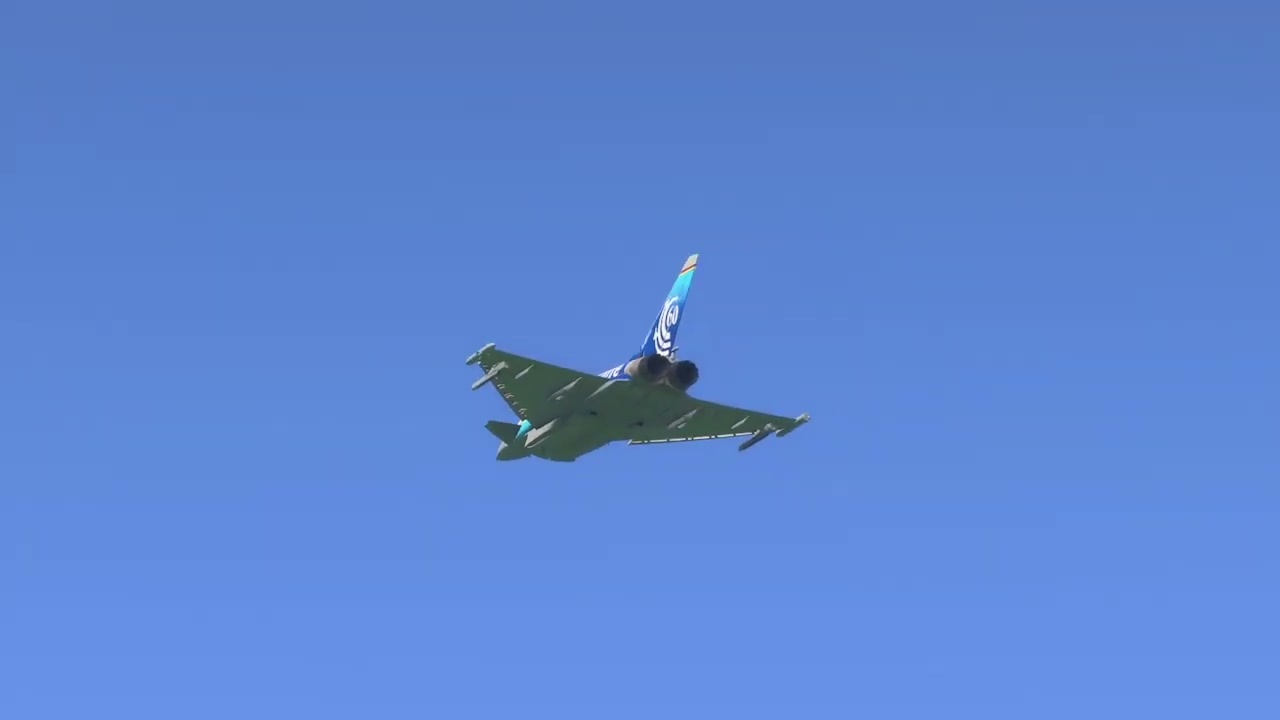 German EF2000 display at Innsbruck, MSFS2024
