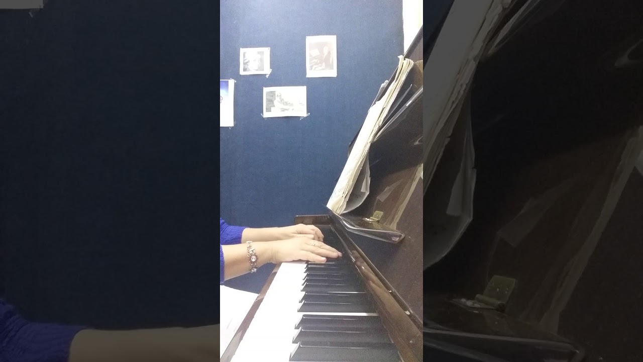Bach French suite no.2 Couranta