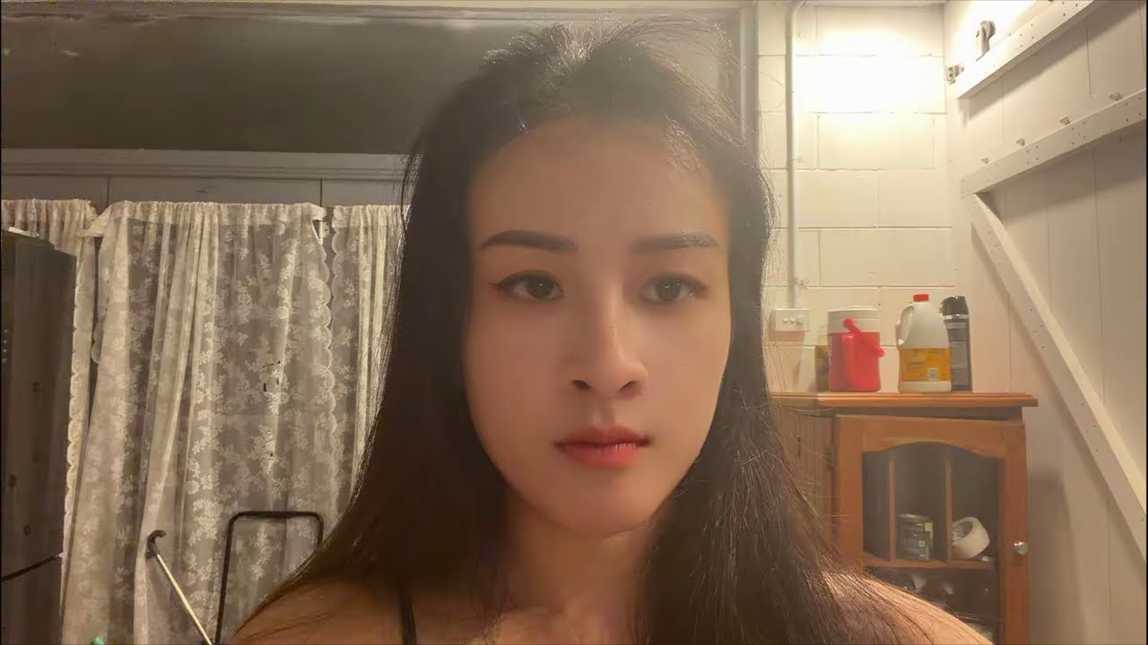 Rồi ai mới thật sự là bạn? Ai mới là thù?