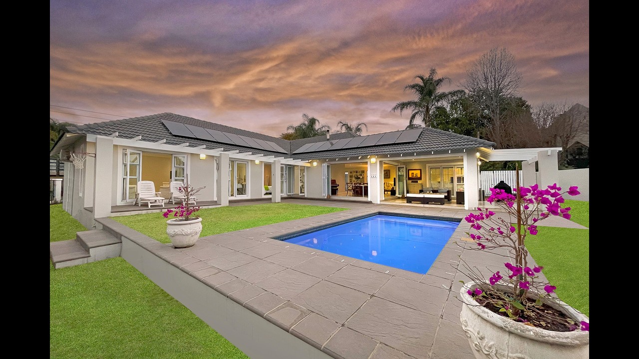 For Sale: 4 Bedroom 3 Bathroom | Fourways Gardens