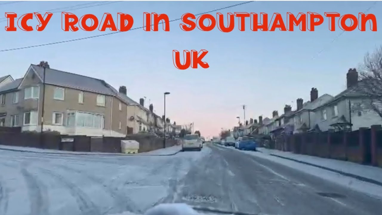 Icy Road in Southampton uk 🇬🇧,