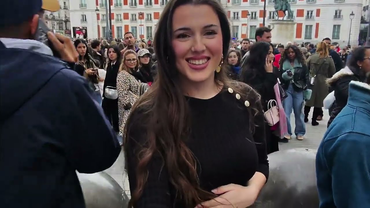 Imposible No Mirar!  Española 🇪🇸 acepta bailar salsa 