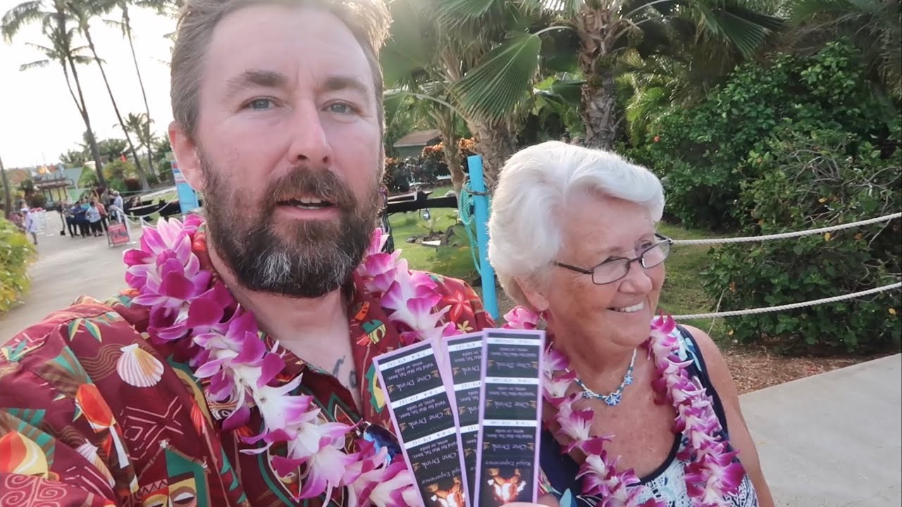 My First Luau Experience In Hawaii Was Fantastic - Chief’s Luau In Kapolei Oahu / Buffet & Fire Show