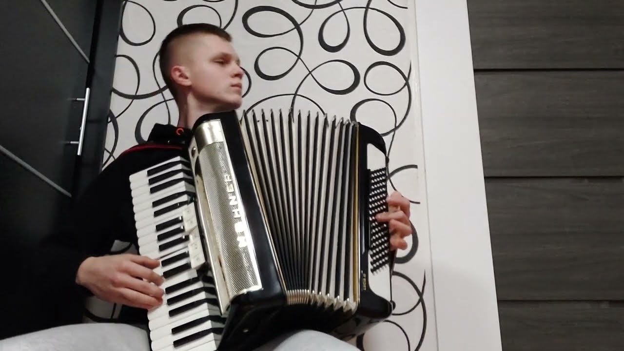 Czarna madonno (Pieśń) - HOHNER 96 / Akordeon