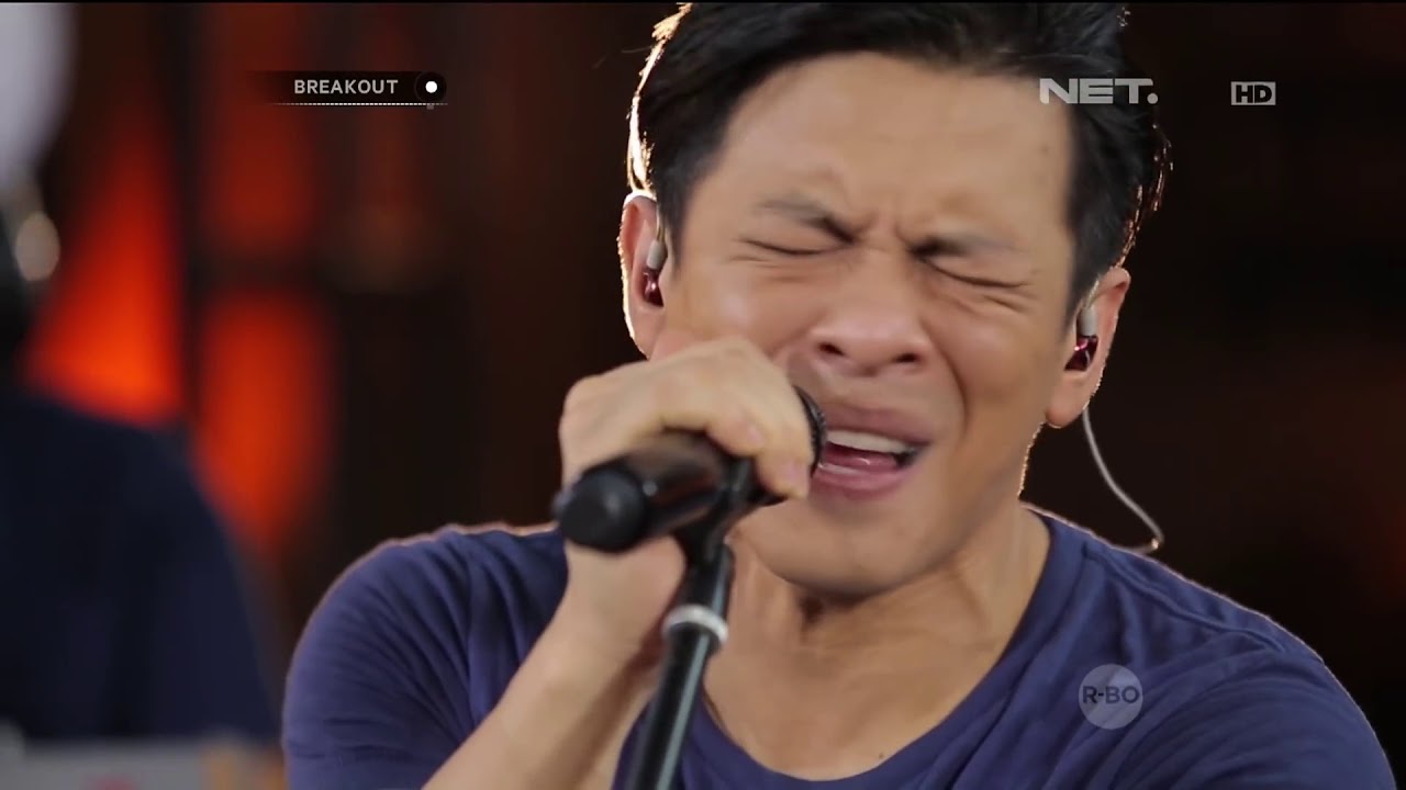 Noah ft. Sheryl Sheinafia - Tak Lagi Sama - Special Performance at Breakout