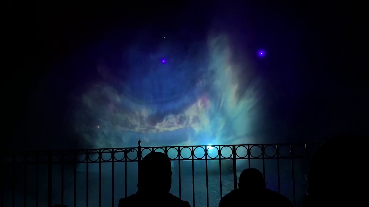 Fantasmic Full Show 2019- Disneyland