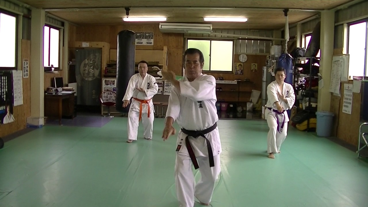 錬武舘流実戦形バッサイ小、幻の鈎手受け本邦初公開！