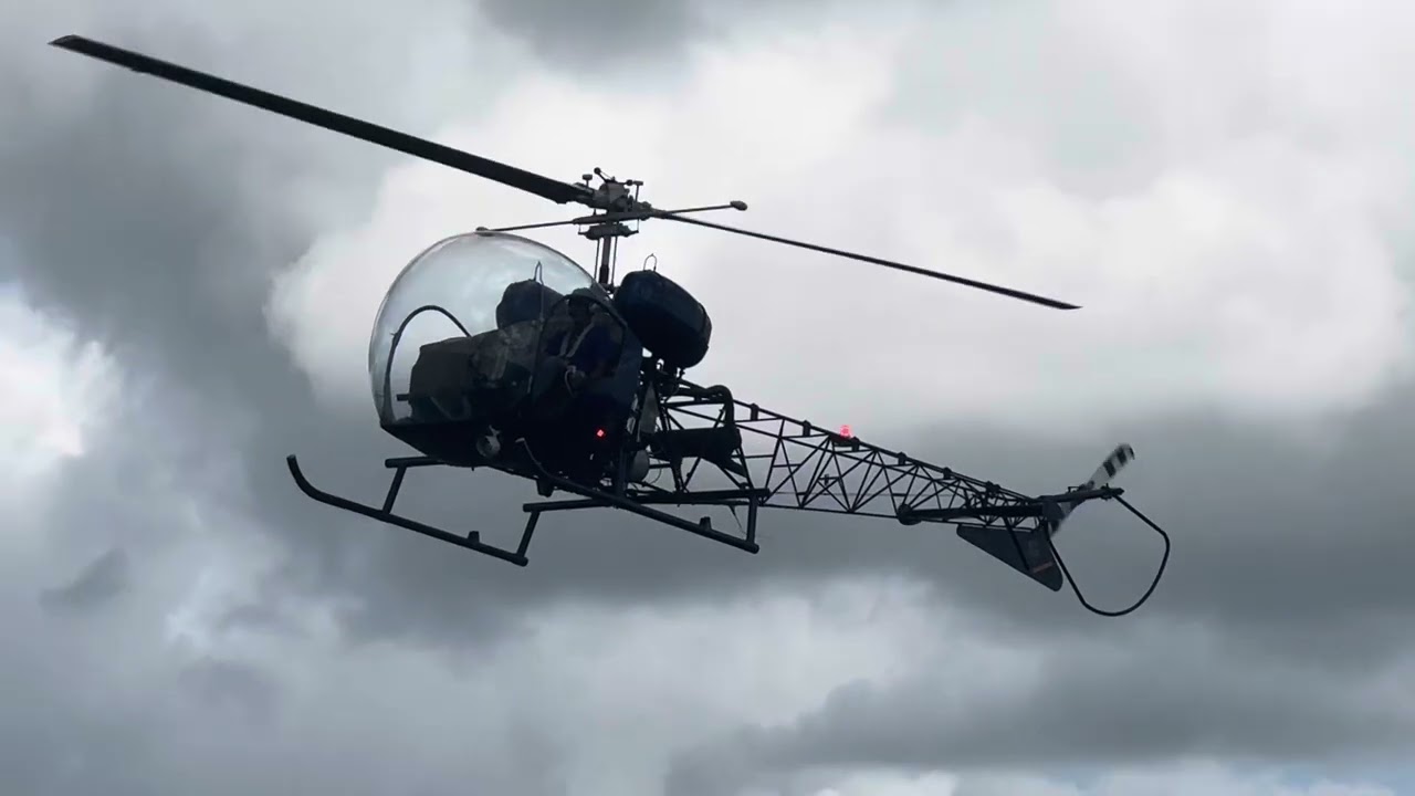 David’s first solo Bell 47