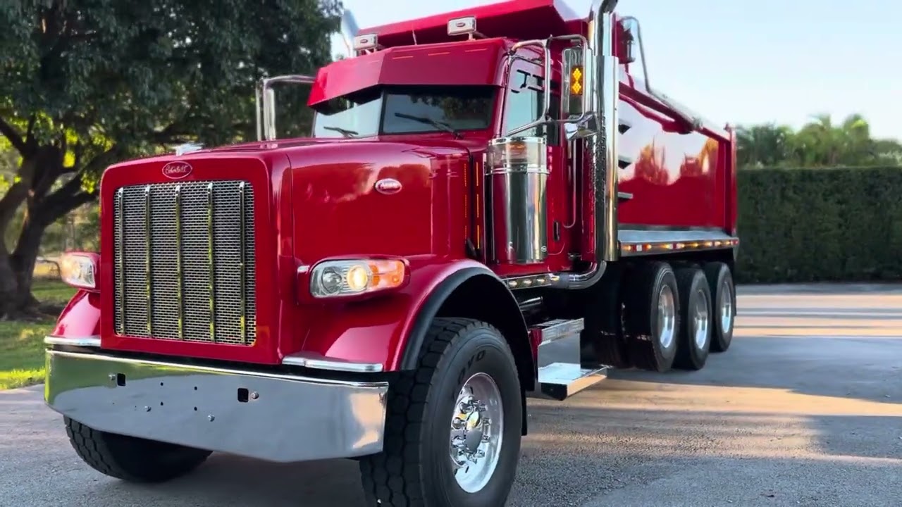 2011 Peterbilt 367 Dump Truck For Sale  Cummins ISX 15-500 HP , 10 Speed . New Asphalt Dump Body