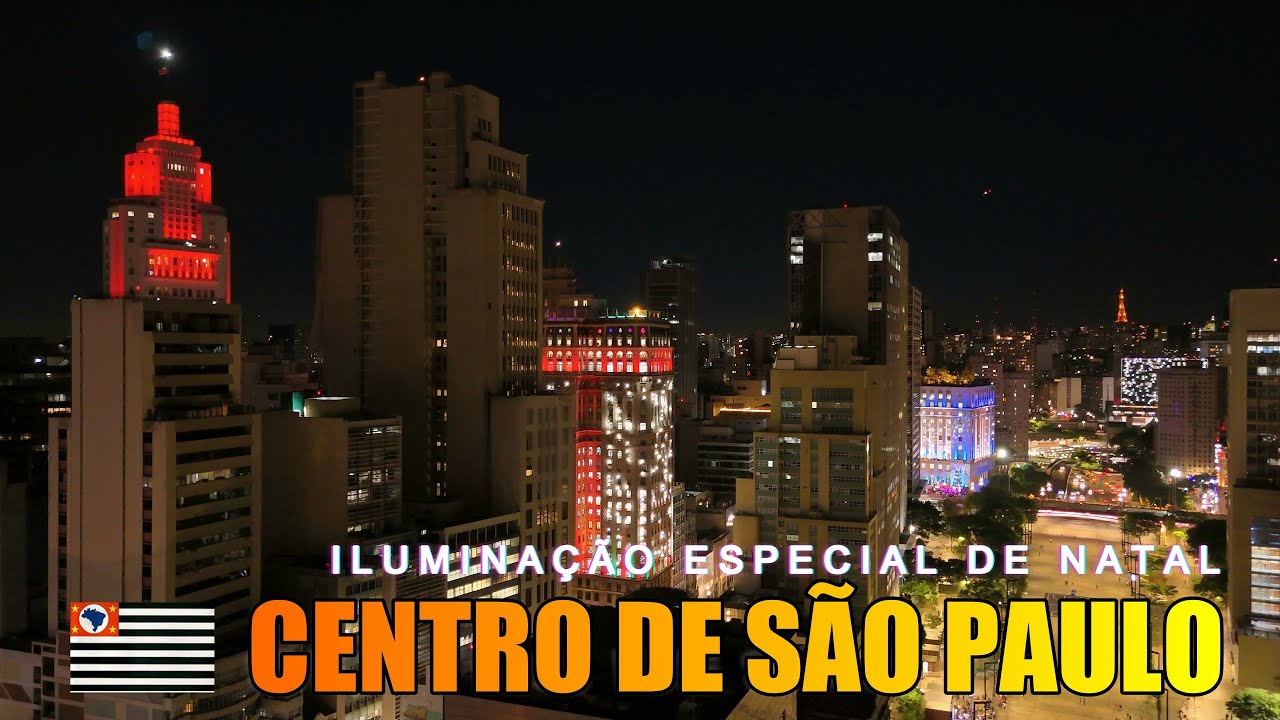Iluminação especial de Natal nos prédios do centro histórico de São Paulo. Imagens aéreas 11/12/2025