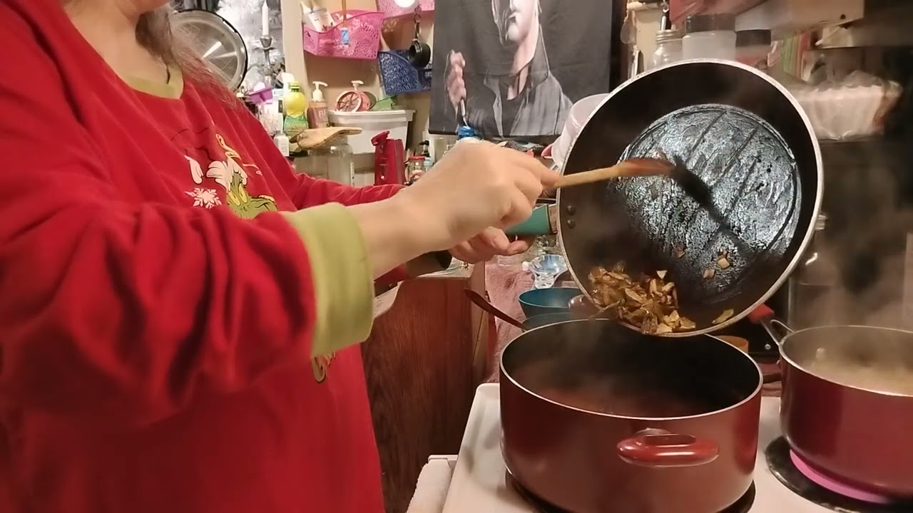 Made from Scatch Spaghetti Sauce & Noodles,The Best Home Cooking 01/30/26