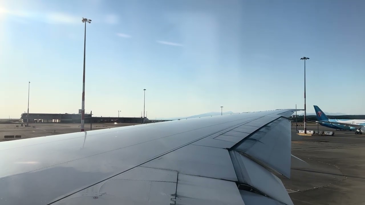 Turkish Airlines B777-300ER Vancouver International Airport (CYVR) | Pushback, Taxi, Takeoff [4K]
