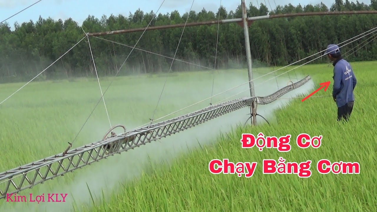 Nông Dân Tự Chế Cần Phun Thuốc Siêu Dài.