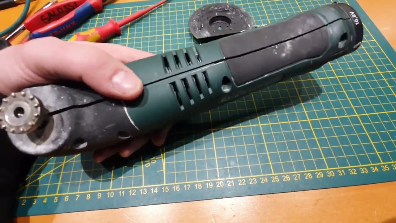 Bosch PMF 10,8 LI Multitool - Defekt oder Fehlkonstruktion?