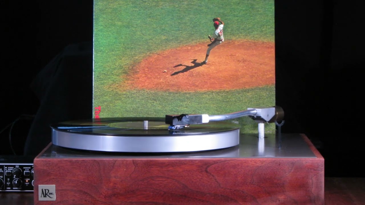 AR-XA turntable rig plays 'Moose the Mooche' + BONUS CUT