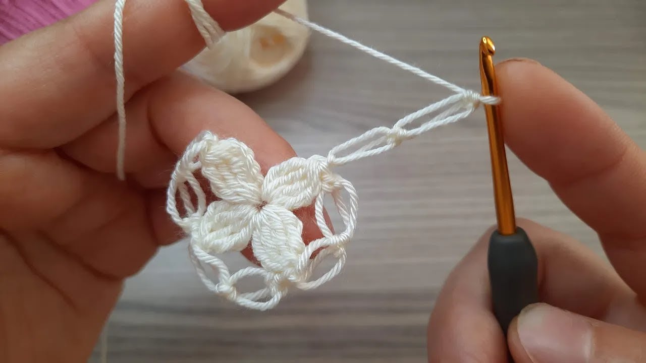 Seamless Crochet Motif Join | Create Lace Fabric with Heart/Flower Motifs!