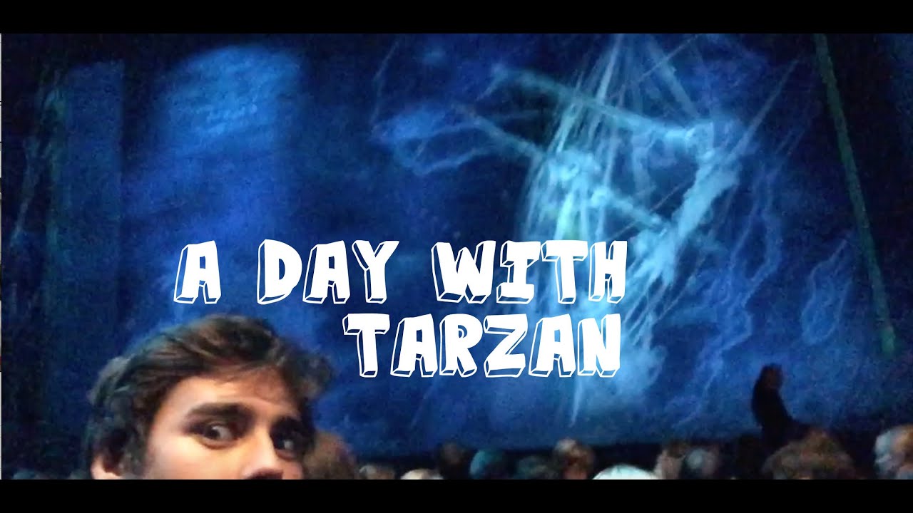A DAY WITH TARZAN / UN DIA CON TARZAN