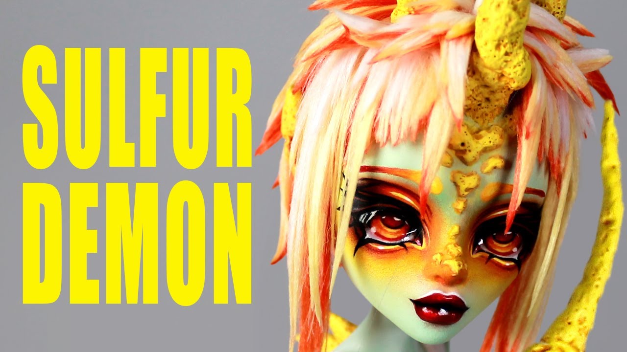 I made a SULFUR DEMON standing in a pool of sulfur!│ OOAK Art Doll Repaint
