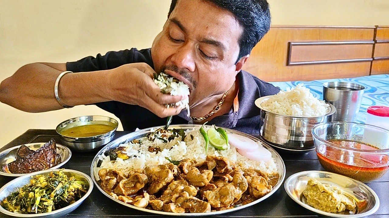😲Big Bite Eating🔥 Murgir Gile Meter Jhol🐔, Kolmi Sag Alu Bhaja😋, Kochur Phul Bata🤤, Neem Begun Bhaja