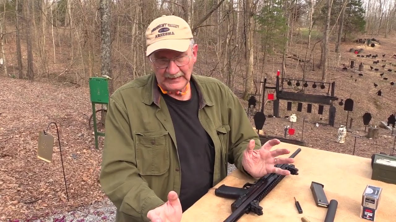 Kel-Tec CMR-30 с подавленным звуком