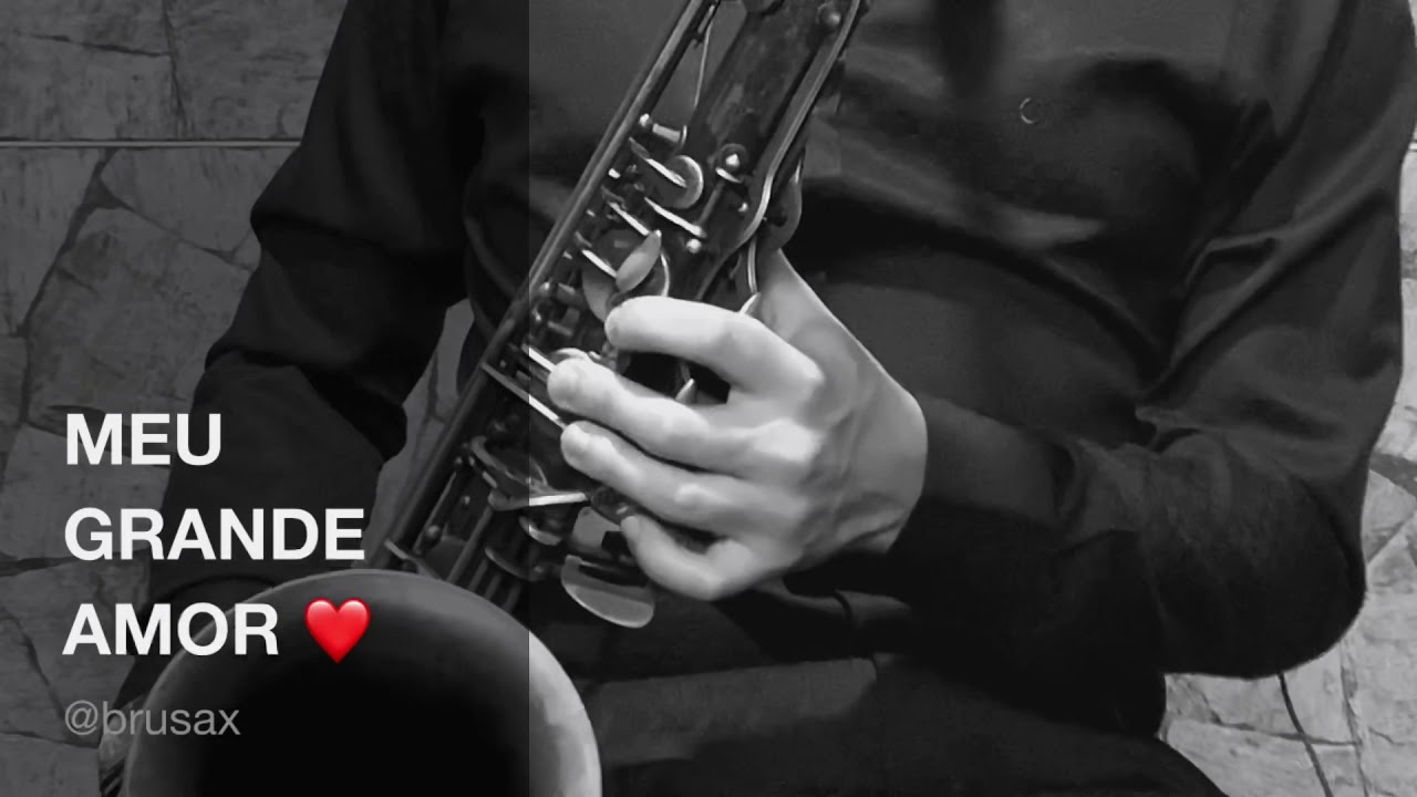 Brusax - Meu Grande Amor ( Saxofone Cover ) preto no branco