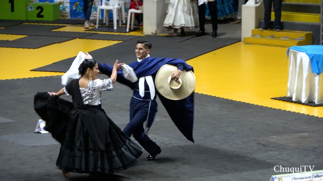 Final Juvenil. Campeones Dayana Rojas y Enzo Valle. Concurso Nacional Estrella 2022