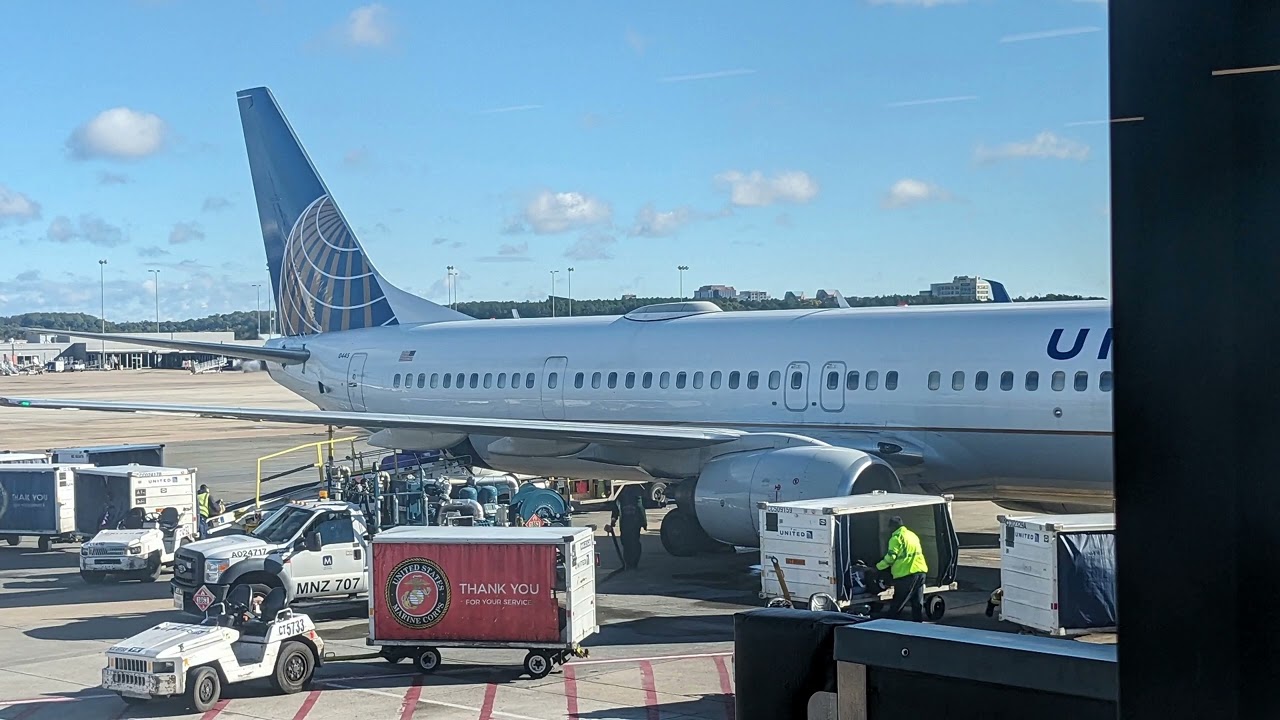 10/15/2023 United Airlines 614 Announcement: Chicago O'Hare - Washington Dulles | ユナイテッド航空 614便