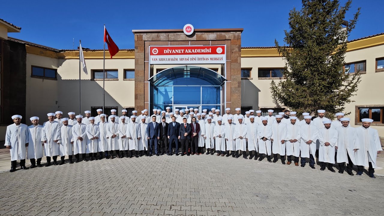 AKADEMİ II  DÖNEM MEZUNİYET SİNEVİZYON