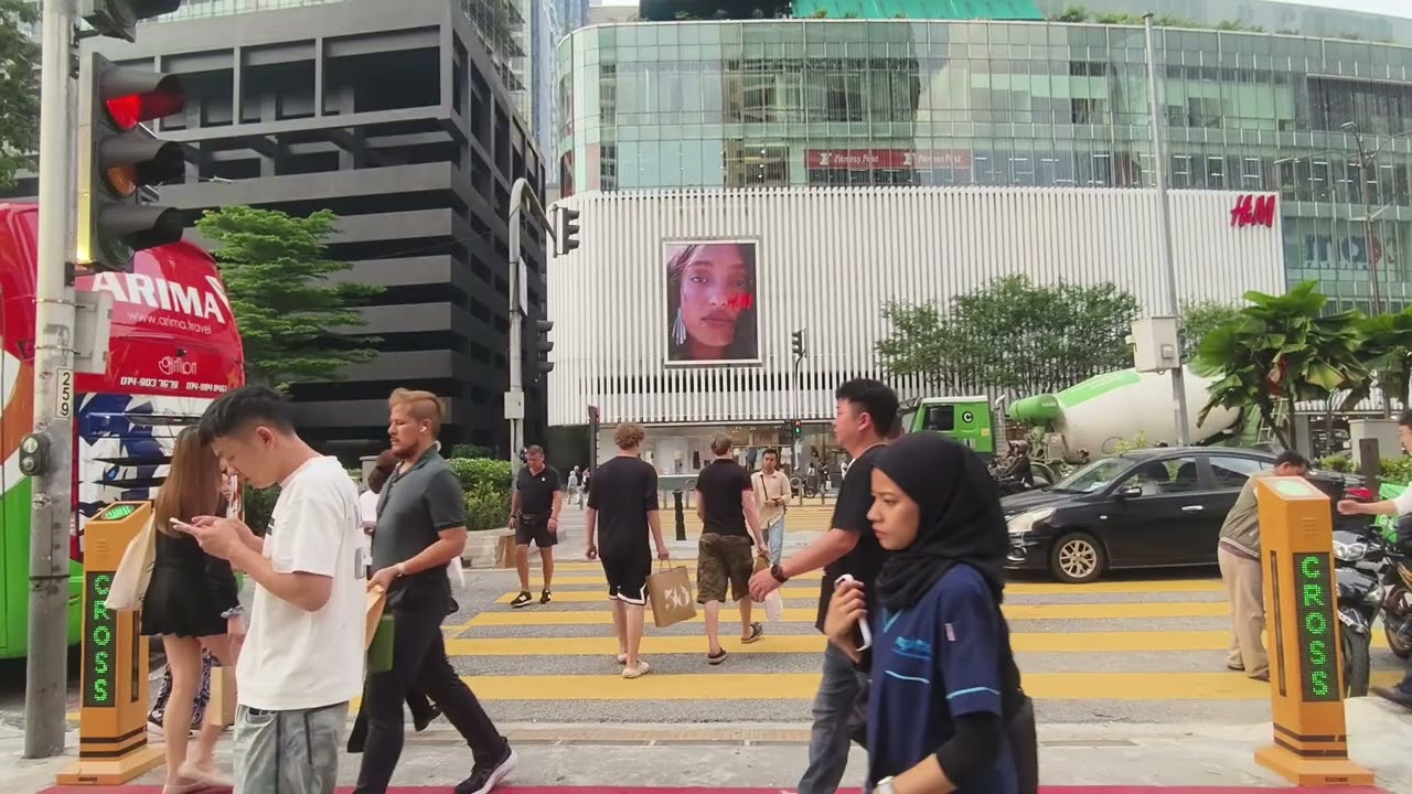 Traffic Light Sound - Avenue K Shopping Mall / Suria KLCC, Kuala Lumpur, Malaysia (8)