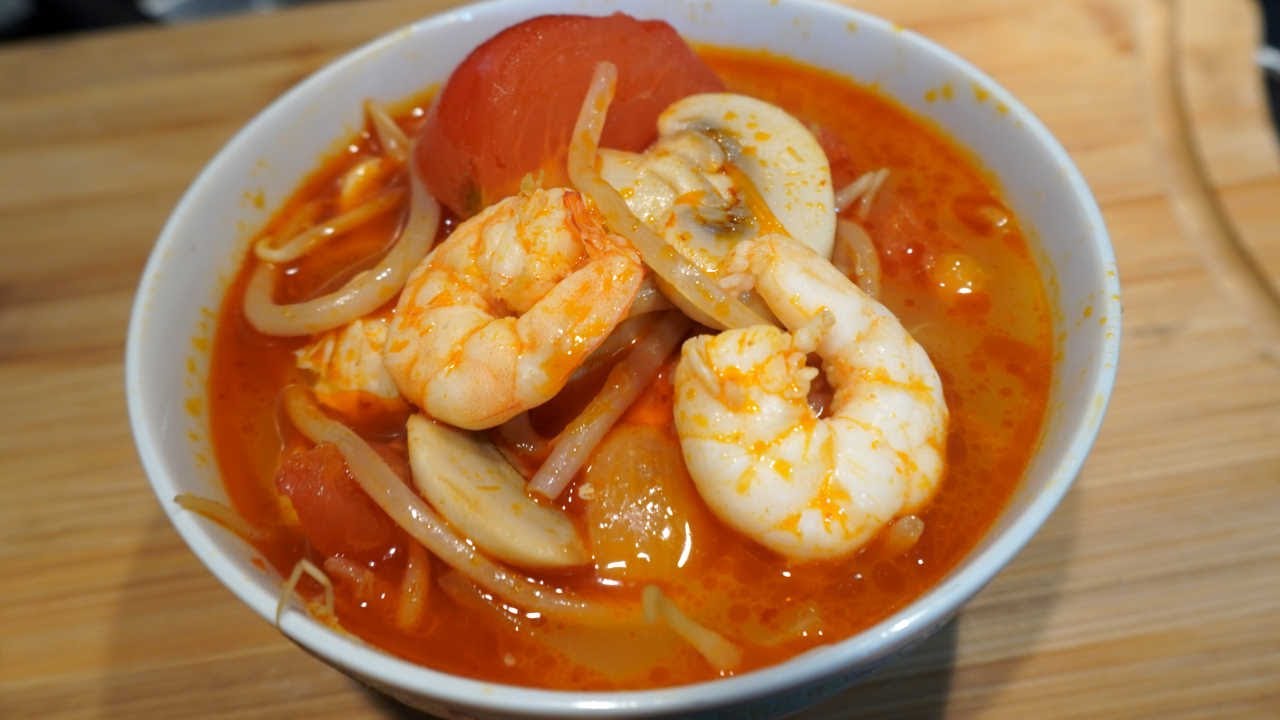 Ziangs: Hot and Sour soup Chinese Takeaway recipe (not traditional recipe)