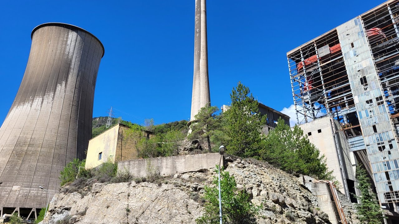 la hidroeléctrica abandonada