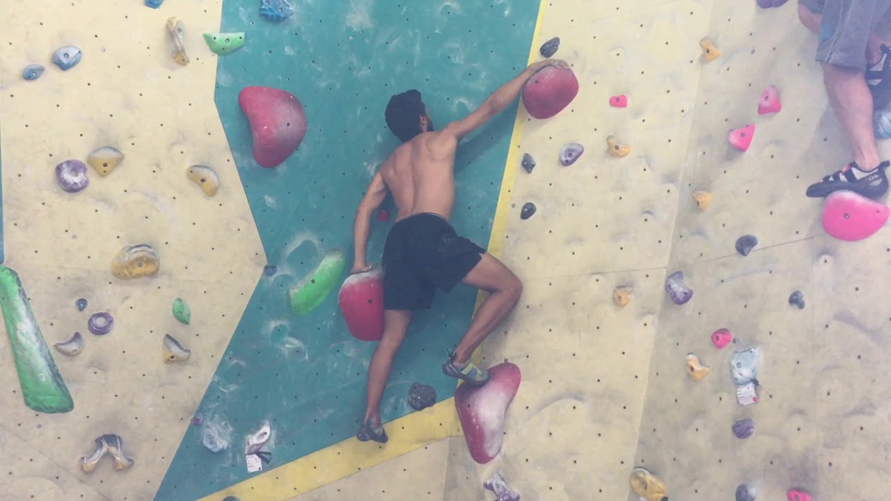 Boulder 6B ESCALADE REUNION