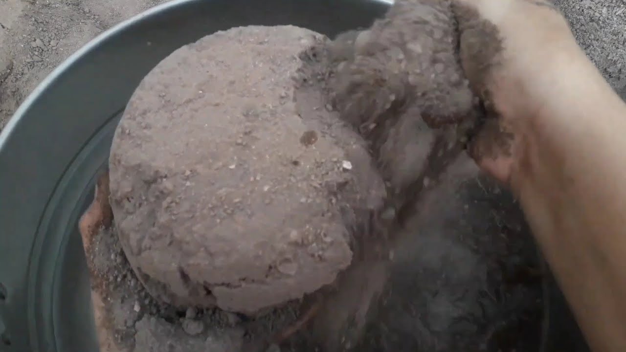 Extra softy dry mud bowls crumbling in water steel tub+dry ASMR crumbling video 💦🔥🤤
