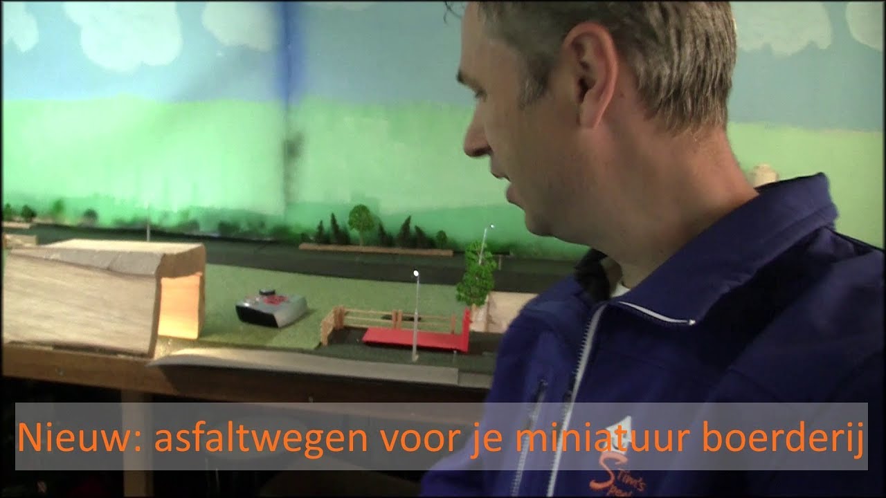 Nieuw: asfaltwegen voor je Siku control boerderij !