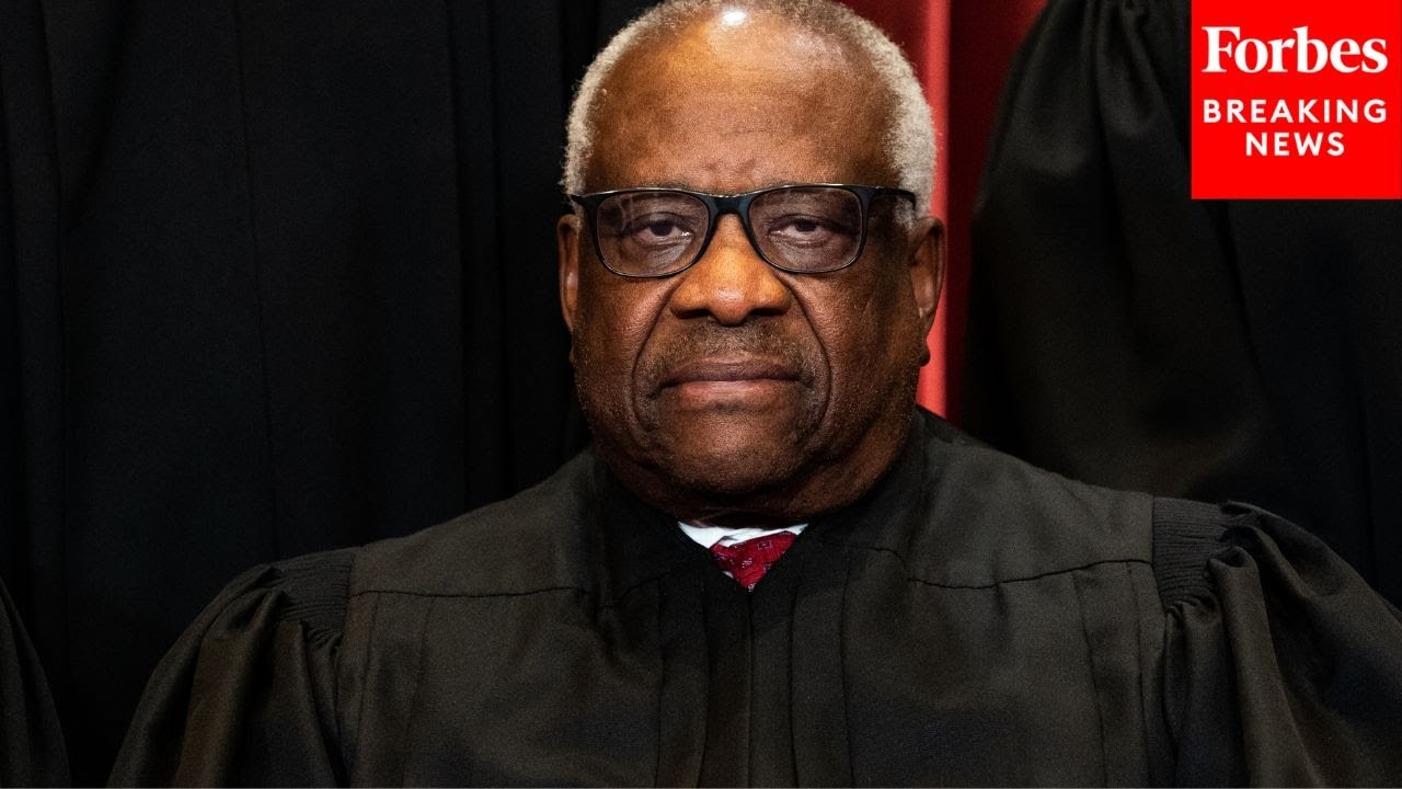'So You're Not Arguing...': Clarence Thomas Makes Attorney Go Silent With His First Question