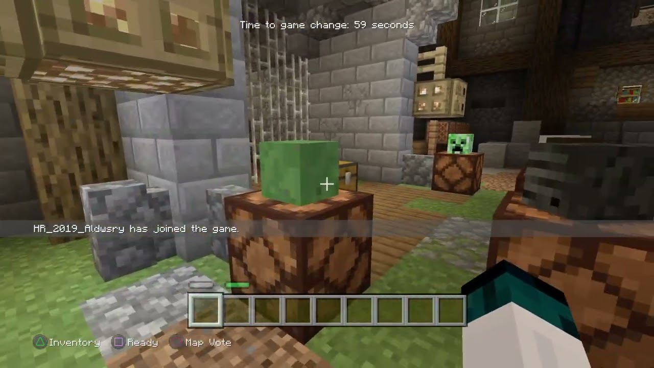 Minecraft PS4 Edition: Battle minigame gameplay (my first video)