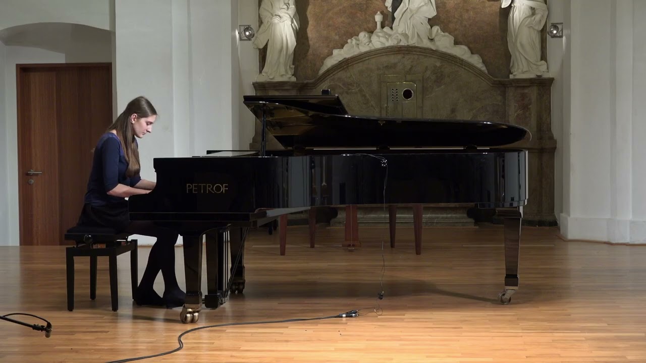 7. Adéla Jokverová - Baroque Expressions (M. Mier)